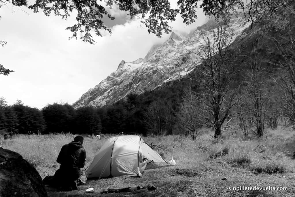 camping vertice grey